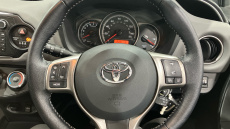 Toyota Yaris 1.33 VVT-i Icon 5dr Petrol Hatchback